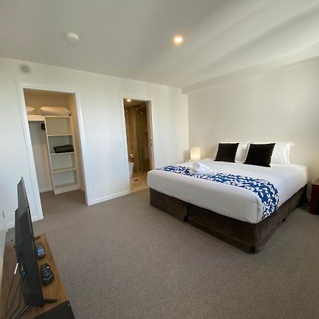 Serenity Surfers Paradise Gold Coast Bagian luar foto