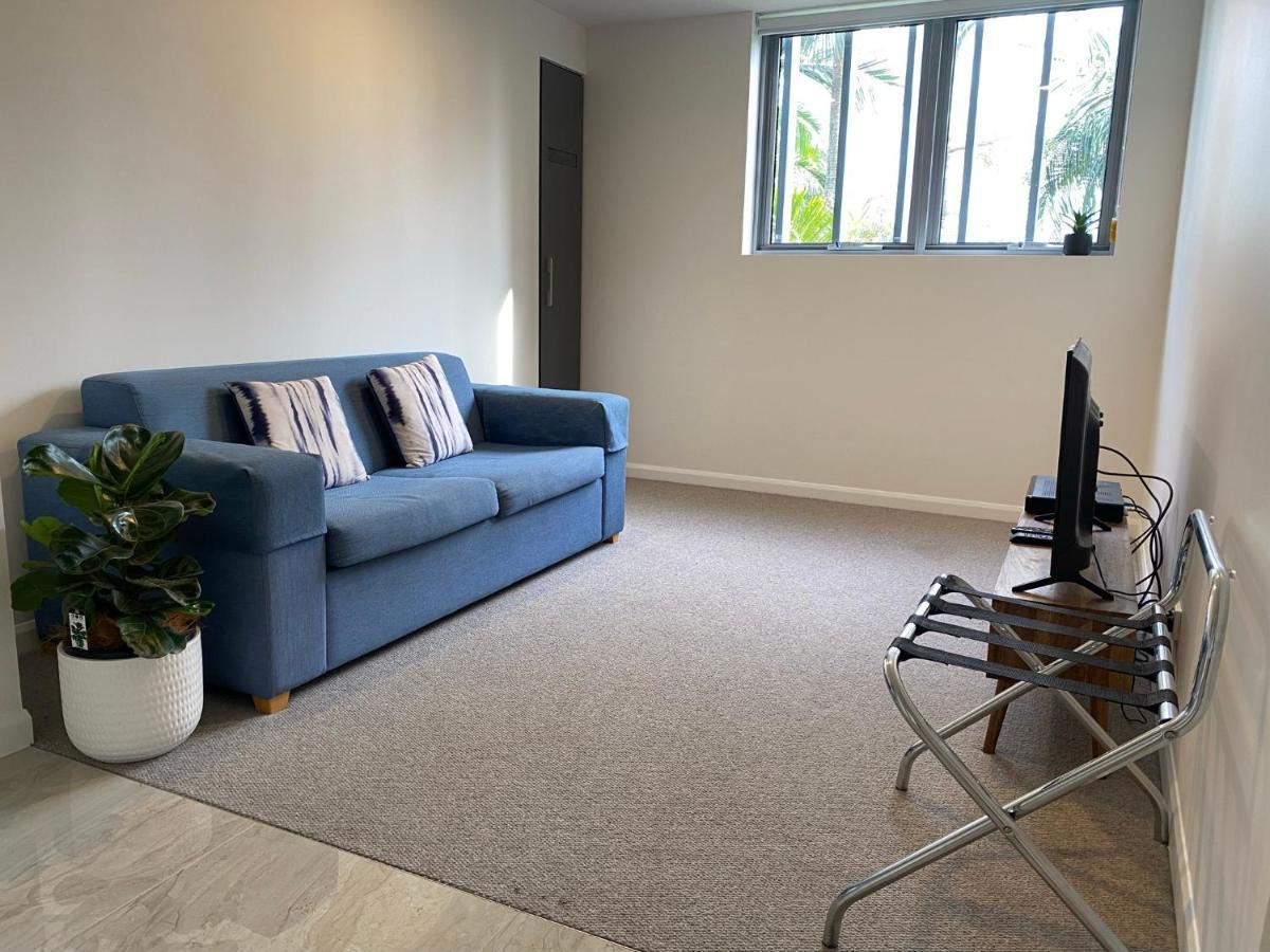 Serenity Surfers Paradise Gold Coast Bagian luar foto
