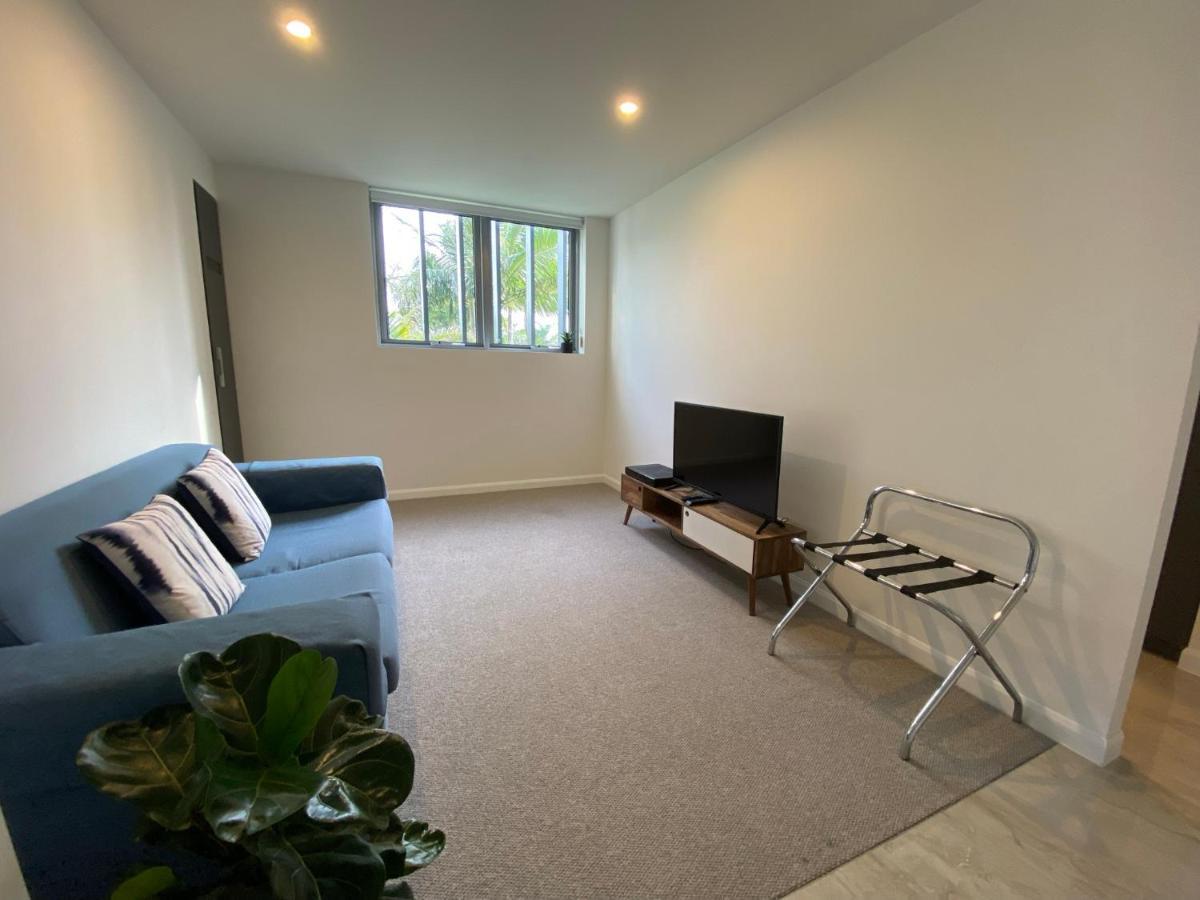 Serenity Surfers Paradise Gold Coast Bagian luar foto
