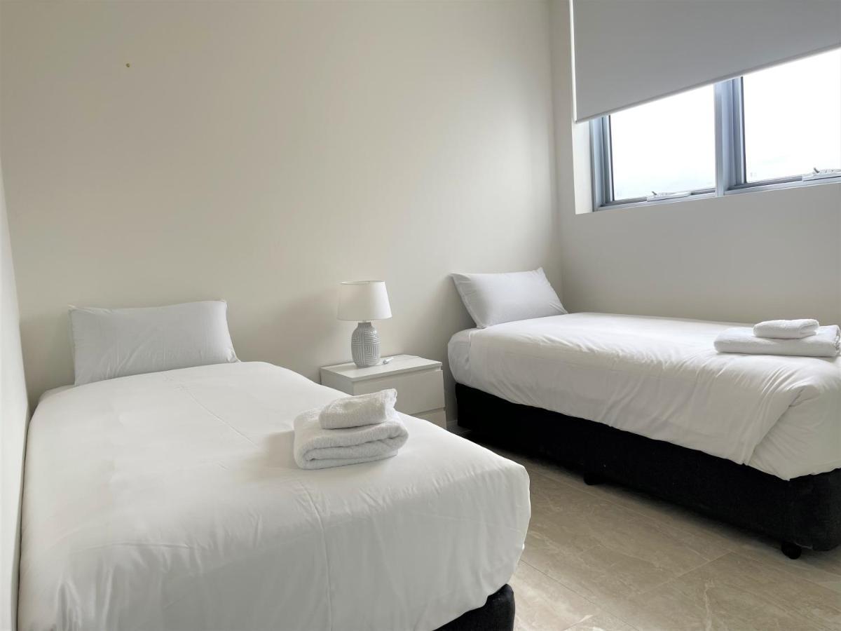 Serenity Surfers Paradise Gold Coast Bagian luar foto